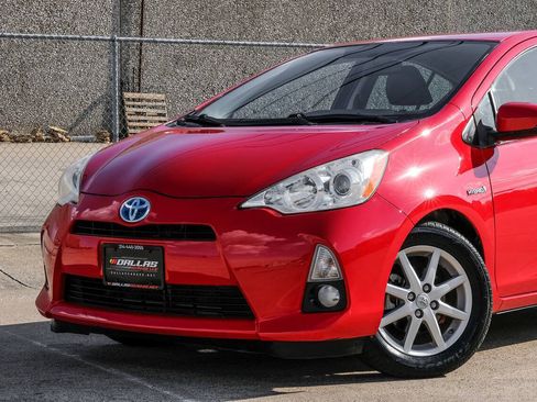 Used 2012 Toyota Prius C Four FWD image 5