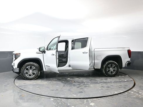 Used 2025 GMC Sierra 1500 SLT image 59