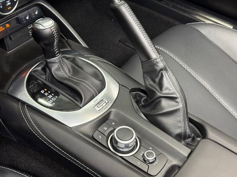 Certified 2025 MAZDA MX-5 Miata Grand Touring w/ Weather Package RWD image 28
