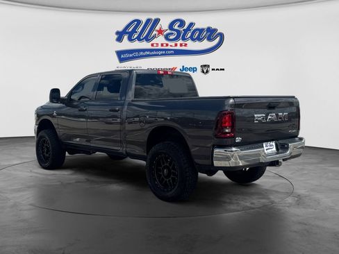 Used 2025 RAM 2500 Tradesman w/ Chrome Appearance Group AWD/4WD image 5