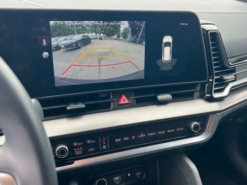 Certified 2024 Kia Sportage EX AWD/4WD image 20