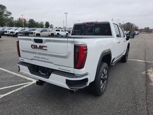 New 2026 GMC Sierra 2500 Denali w/ Denali Reserve Package image 3