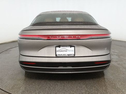 Used 2024 Lucid Air Touring image 5