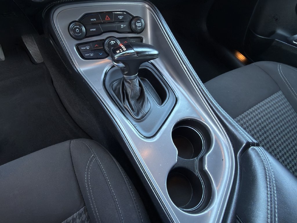 Used 2023 Dodge Challenger SXT RWD image 18
