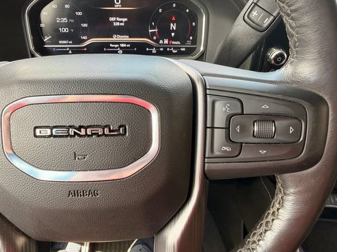 Used 2025 GMC Sierra 3500 Denali Ultimate w/ Snow Plow Prep/Camper Package AWD/4WD image 21