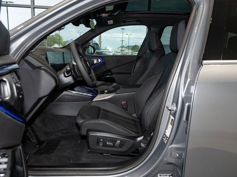 Used 2026 BMW X3 xDrive30 w/ Convenience Package image 19