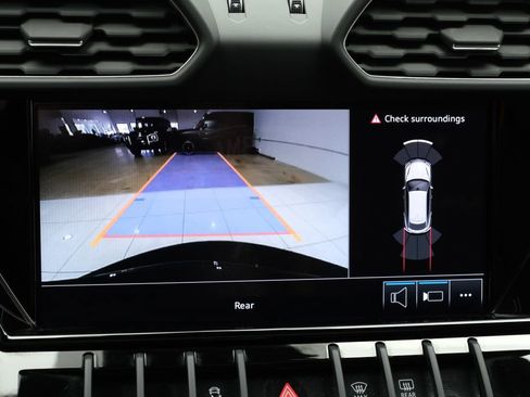 Used 2024 Lamborghini Urus S AWD/4WD image 25