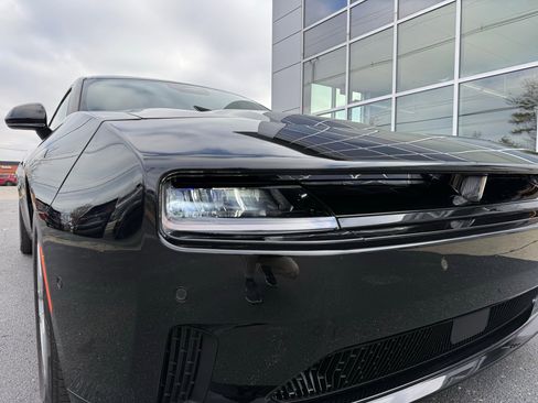 Used 2025 Dodge Charger R/T w/ Quick Order Package 25M R/T image 12