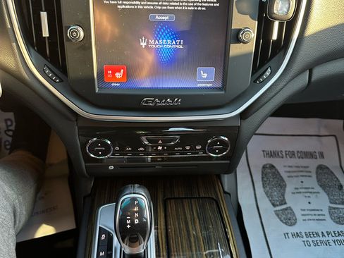 Used 2015 Maserati Ghibli S Q4 image 27