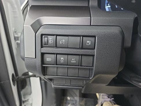 Used 2025 Toyota 4Runner TRD Off-Road AWD/4WD image 42