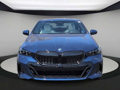 New 2026 BMW 530i xDrive AWD/4WD image 3