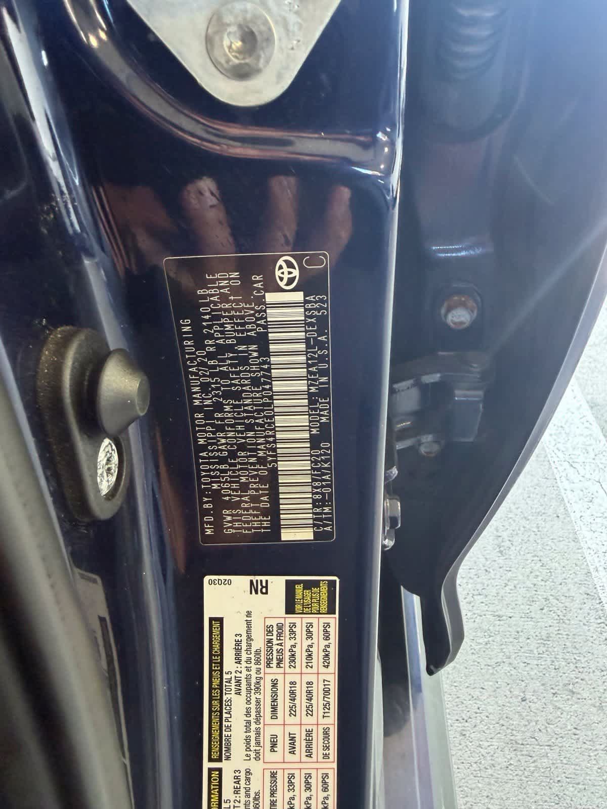 Used 2020 Toyota Corolla SE FWD image 23