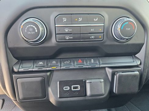 Used 2025 Chevrolet Silverado 1500 Custom AWD/4WD image 15