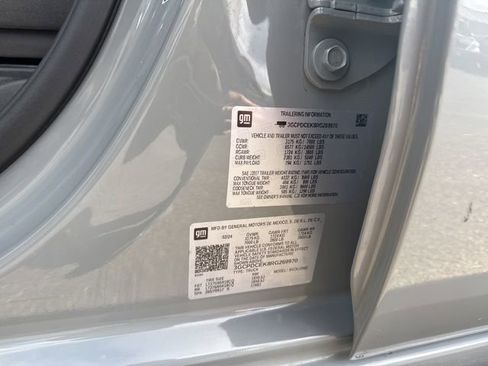 Used 2024 Chevrolet Silverado 1500 Custom Trail Boss w/ LPO, Dark Essentials Package image 28