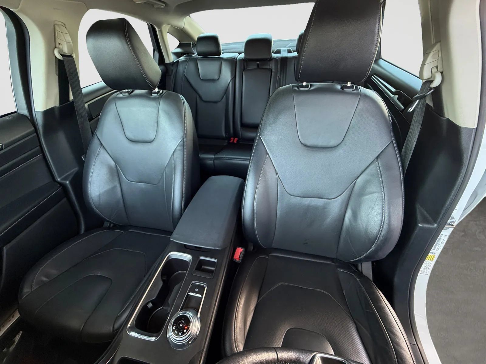 Used 2020 Ford Fusion Titanium AWD/4WD image 13