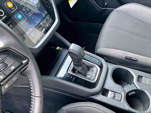 Used 2025 Subaru Forester Premium image 18