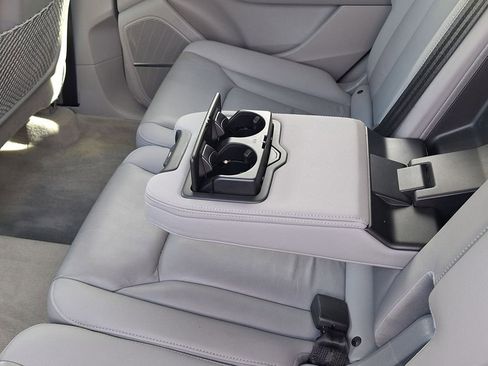 Used 2024 Audi Q7 3.0T Premium Plus AWD/4WD image 12