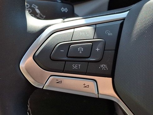 Used 2023 Volkswagen Taos S w/ Driver Assistance Package AWD/4WD image 17
