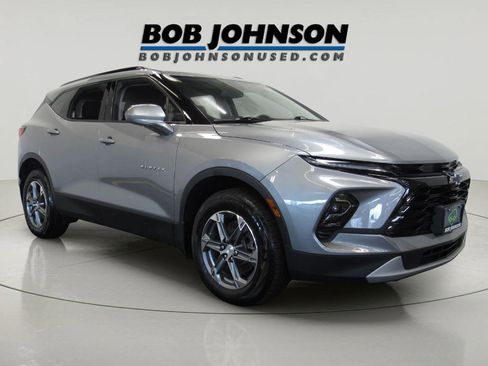 Certified 2023 Chevrolet Blazer LT w/ Convenience Package image 1