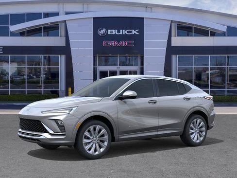 New 2026 Buick Envista Avenir FWD image 2