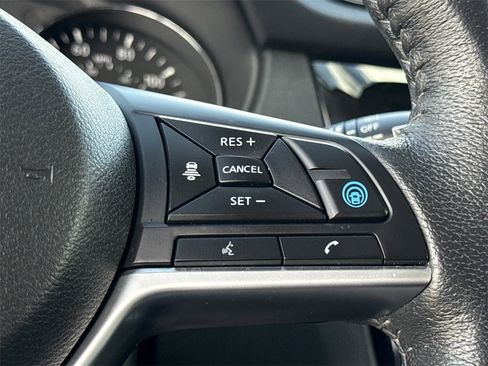 Certified 2020 Nissan Rogue SL image 44