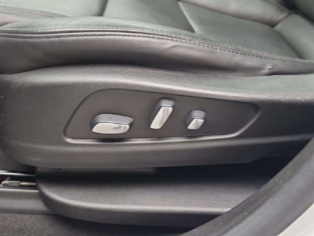 Used 2019 Cadillac XT5 Luxury AWD/4WD image 20