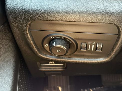 Used 2024 Jeep Grand Cherokee Limited AWD/4WD image 26