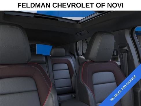 New 2025 Chevrolet Equinox EV RS w/ Convenience Package II AWD/4WD image 25