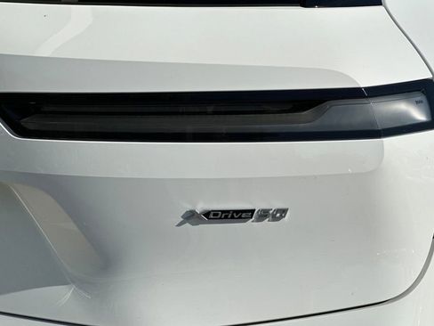 Used 2023 BMW iX xDrive50 w/ Sport Package image 33