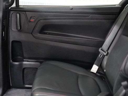 Used 2023 Honda Odyssey Sport image 35