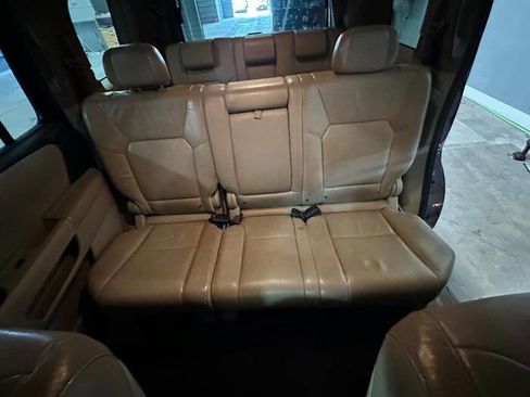 Used 2010 Honda Pilot Touring image 26