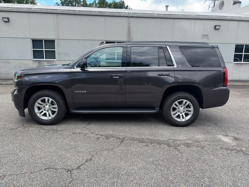 Used 2018 Chevrolet Tahoe LT w/ Luxury Package RWD image 6