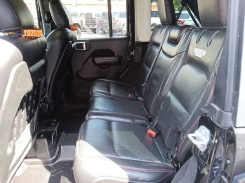 Used 2021 Jeep Wrangler Unlimited Rubicon AWD/4WD image 28