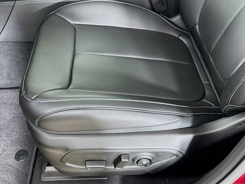 New 2025 Jeep Grand Cherokee L Limited w/ Luxury Tech Group II image 23