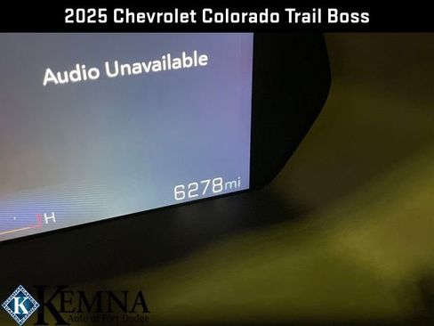 Used 2025 Chevrolet Colorado Trail Boss image 21