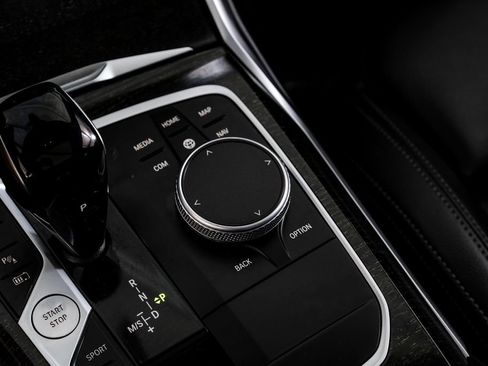 Used 2022 BMW 330e xDrive w/ Driving Assistance Package image 29