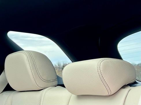 Certified 2025 Mercedes-Benz GLE 450 4MATIC image 15