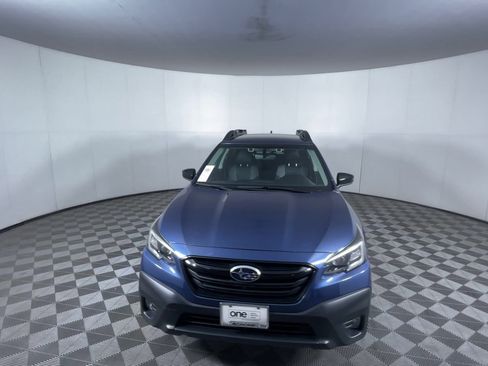 Used 2021 Subaru Outback Onyx Edition XT AWD/4WD image 3