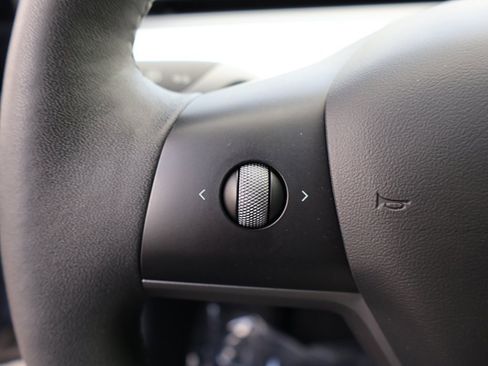 Used 2022 Tesla Model 3 image 42