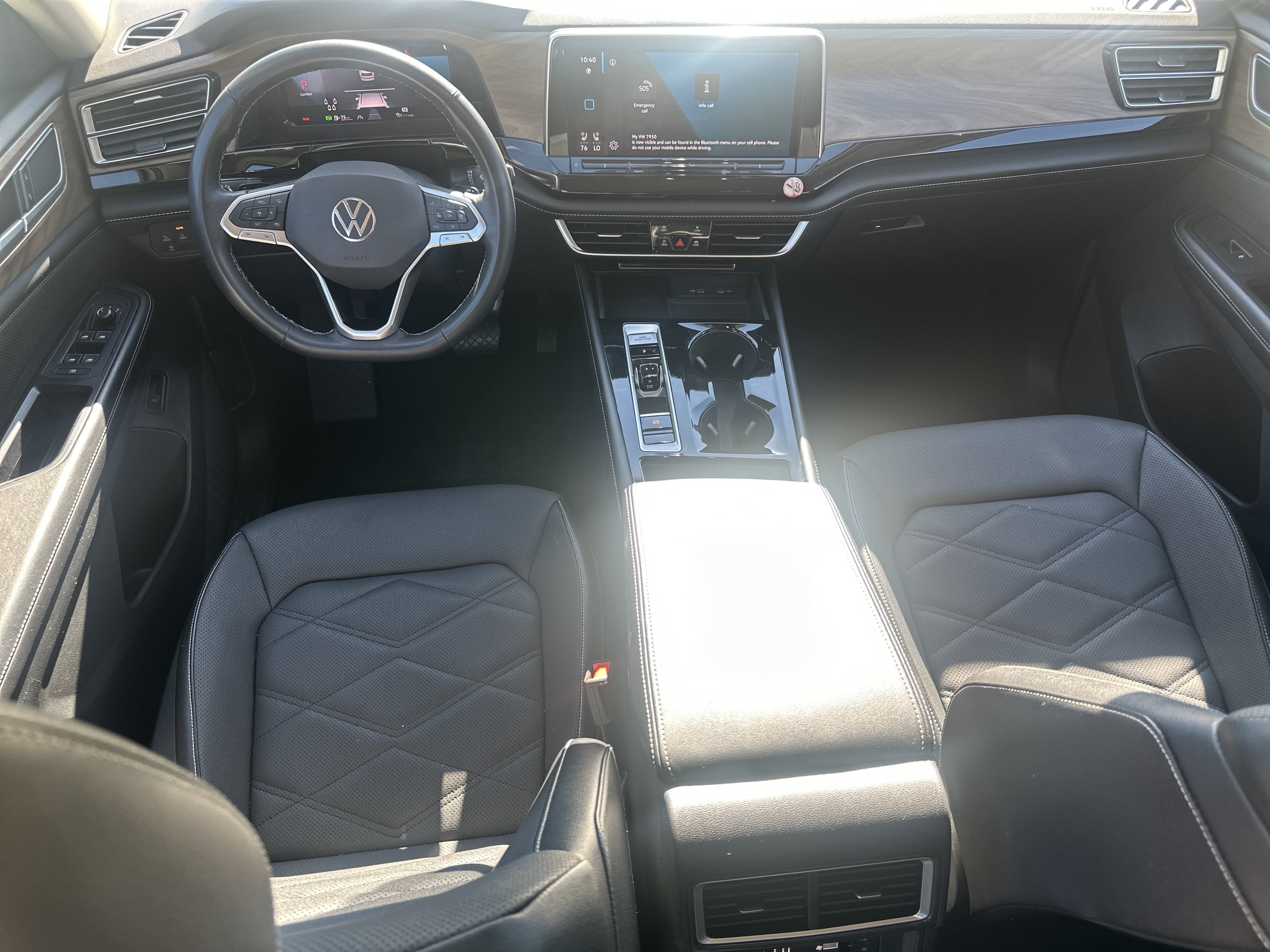 Used 2024 Volkswagen Atlas SE AWD/4WD image 22