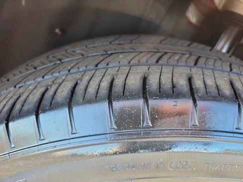 Used 2019 Lexus ES 350 w/ Premium Package image 9