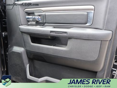 Used 2024 RAM 1500 Classic Warlock AWD/4WD image 8