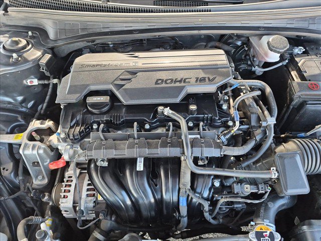 Used 2022 Hyundai Elantra SEL FWD image 21