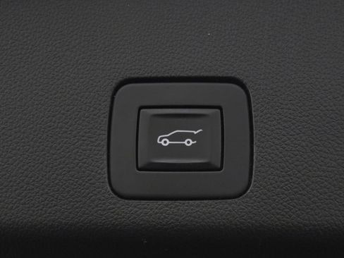 Used 2023 Buick Encore GX Select w/ Sport Touring Package image 10