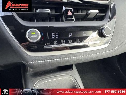 Certified 2023 Toyota Corolla SE image 28