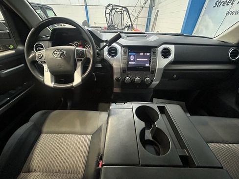 Used 2014 Toyota Tundra SR5 image 13