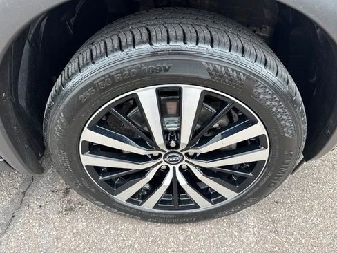 Certified 2023 Nissan Pathfinder Platinum AWD/4WD image 42