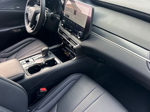 Certified 2024 Lexus RX 350 F Sport image 32