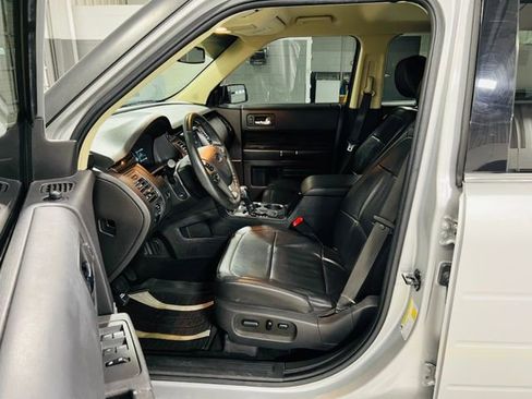 Used 2019 Ford Flex SEL w/ Equipment Group 202A FWD image 23