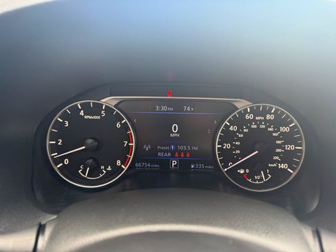 Used 2024 Nissan Altima 2.5 SV FWD image 16